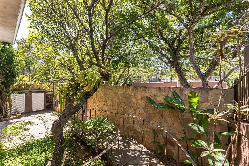 Casa com 3 quartos à venda, 226m2 em Sumarezinho, São Paulo - SP - imagem 5 Foto 5 de Casa com 3 quartos à venda, 226m2 em Sumarezinho, São Paulo - SP