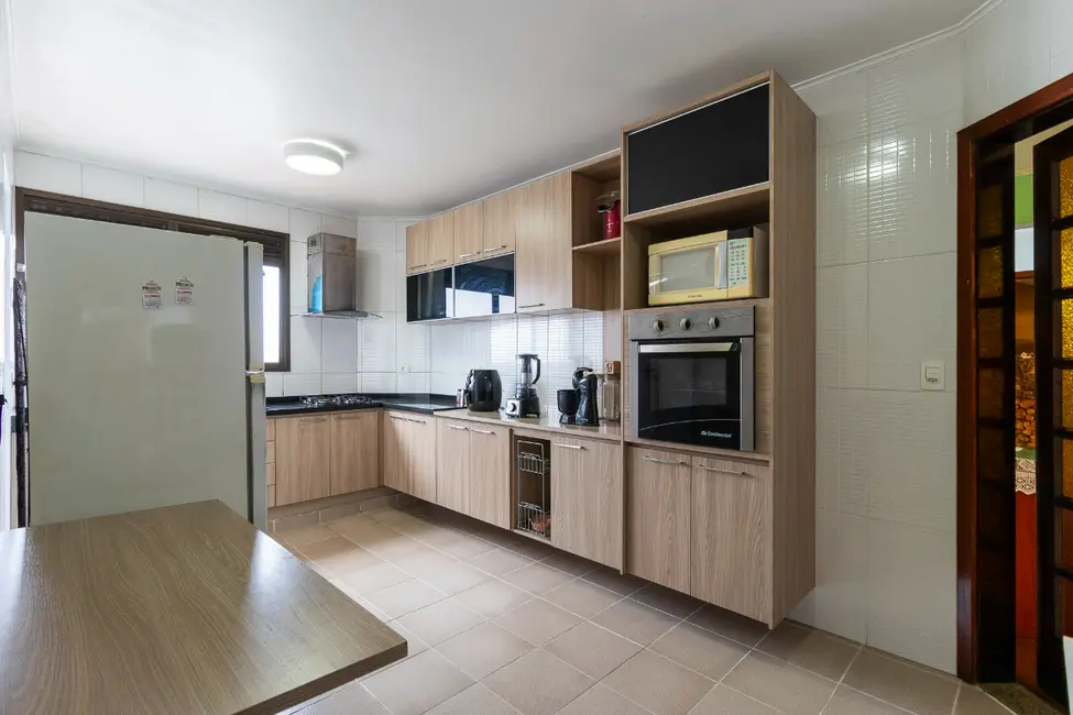 Apartamento com 3 quartos à venda, 142m2 em Santana, São Paulo - SP - imagem 8 Foto 8 de Apartamento com 3 quartos à venda, 142m2 em Santana, São Paulo - SP