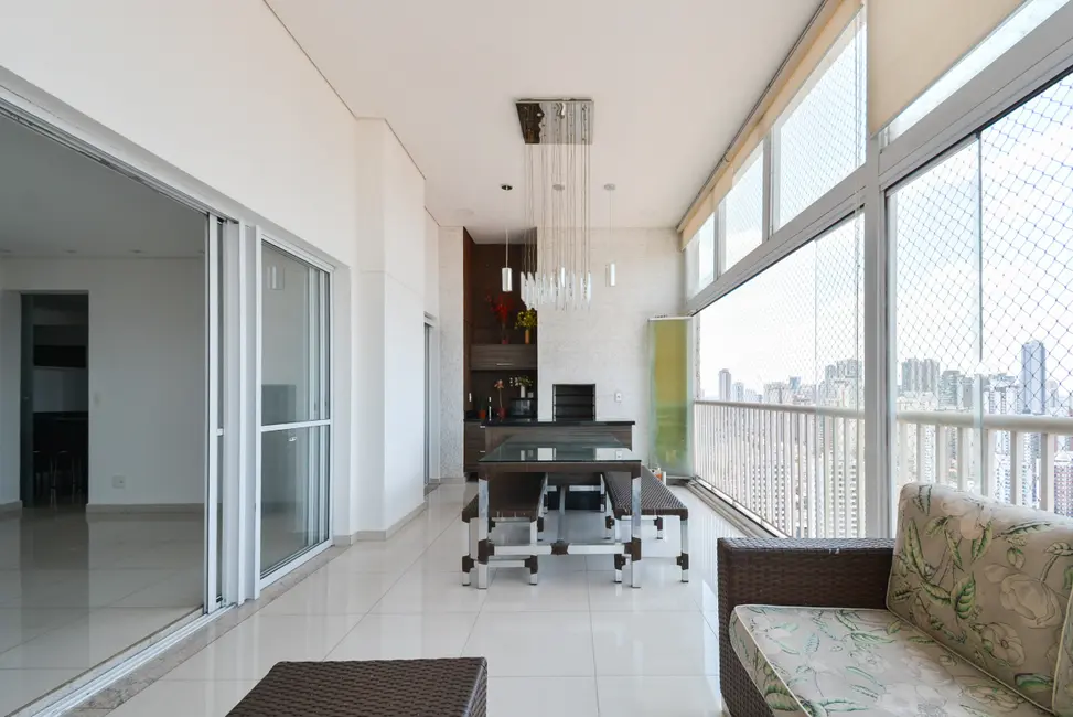 Apartamento com 3 quartos à venda, 137m2 em Tatuapé, São Paulo - SP - imagem 4 Foto 4 de Apartamento com 3 quartos à venda, 137m2 em Tatuapé, São Paulo - SP