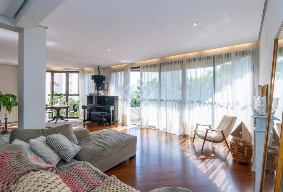 Foto 6 de Apartamento com 3 quartos à venda, 180m2 em Jardim Fonte do Morumbi, São Paulo - SP