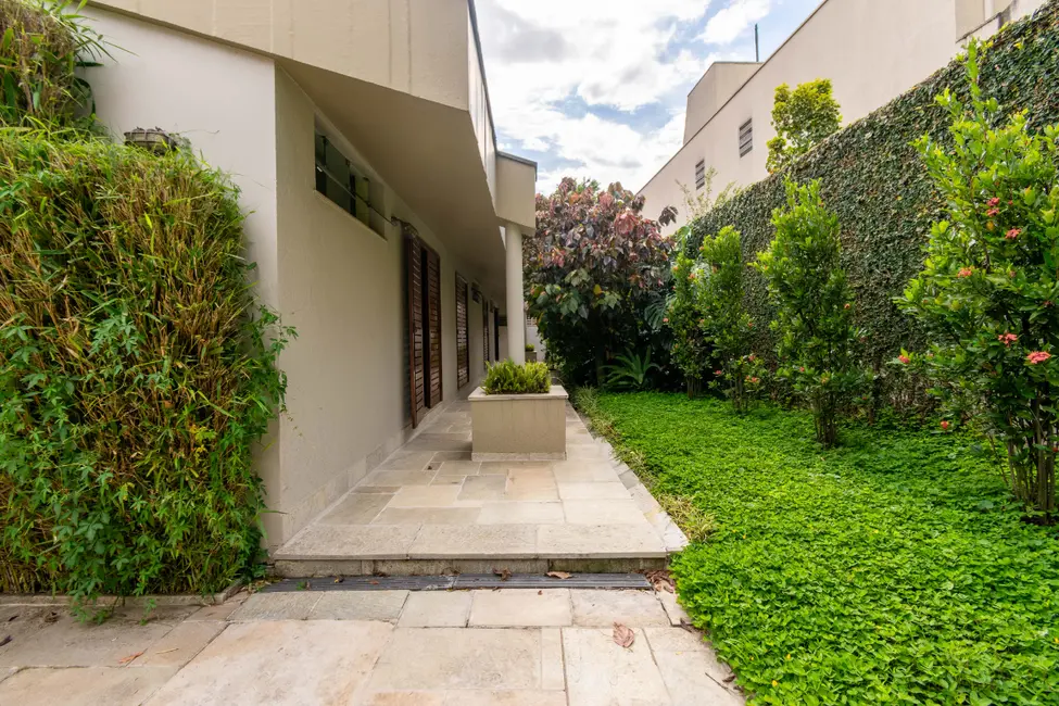 Casa com 4 quartos à venda, 495m2 em Alto de Pinheiros, São Paulo - SP - imagem 7 Foto 7 de Casa com 4 quartos à venda, 495m2 em Alto de Pinheiros, São Paulo - SP