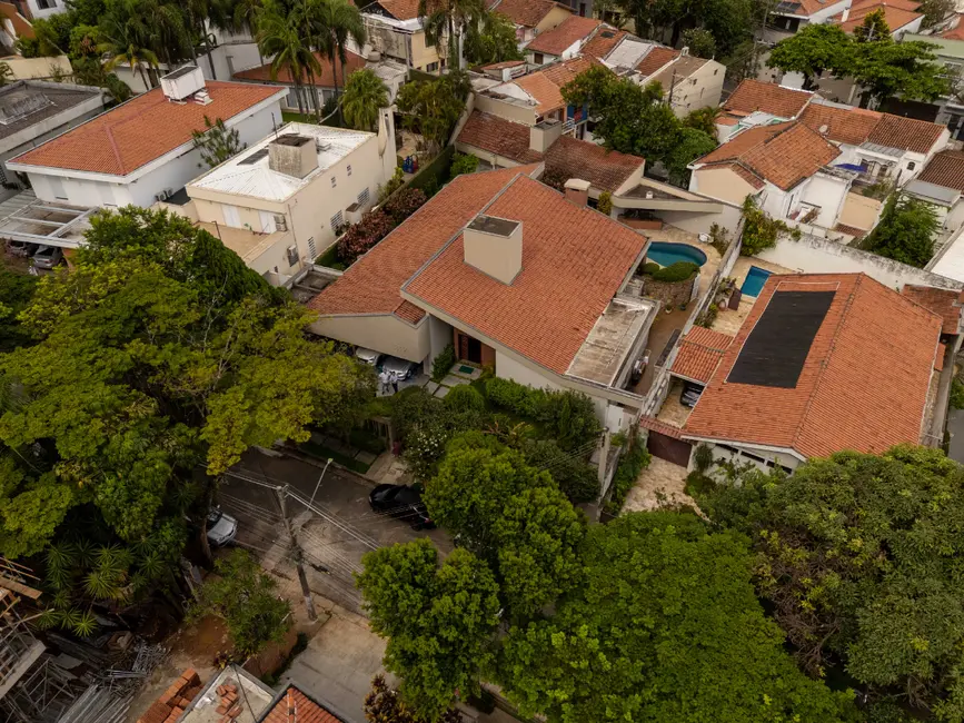 Casa com 4 quartos à venda, 495m2 em Alto de Pinheiros, São Paulo - SP - imagem 4 Foto 4 de Casa com 4 quartos à venda, 495m2 em Alto de Pinheiros, São Paulo - SP