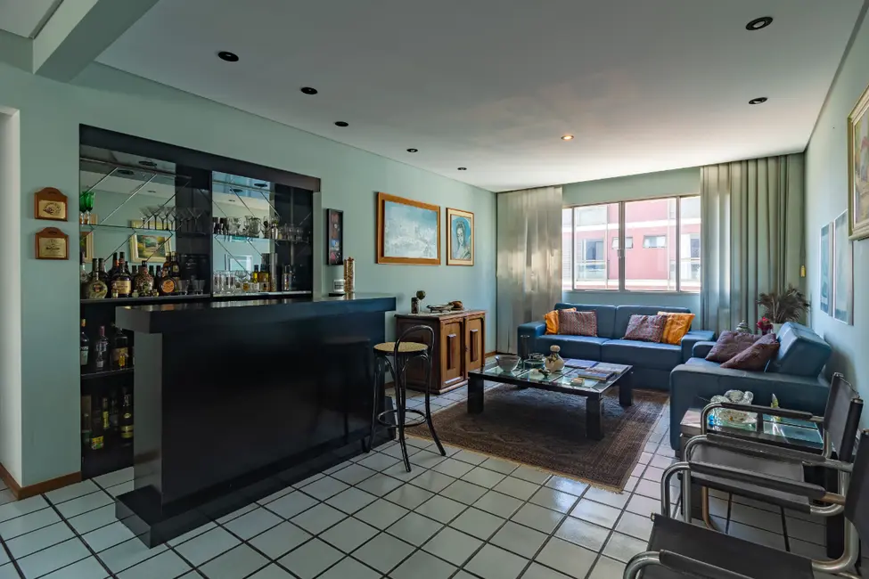 Foto 8 de Apartamento com 4 quartos à venda, 168m2 em Sumaré, São Paulo - SP