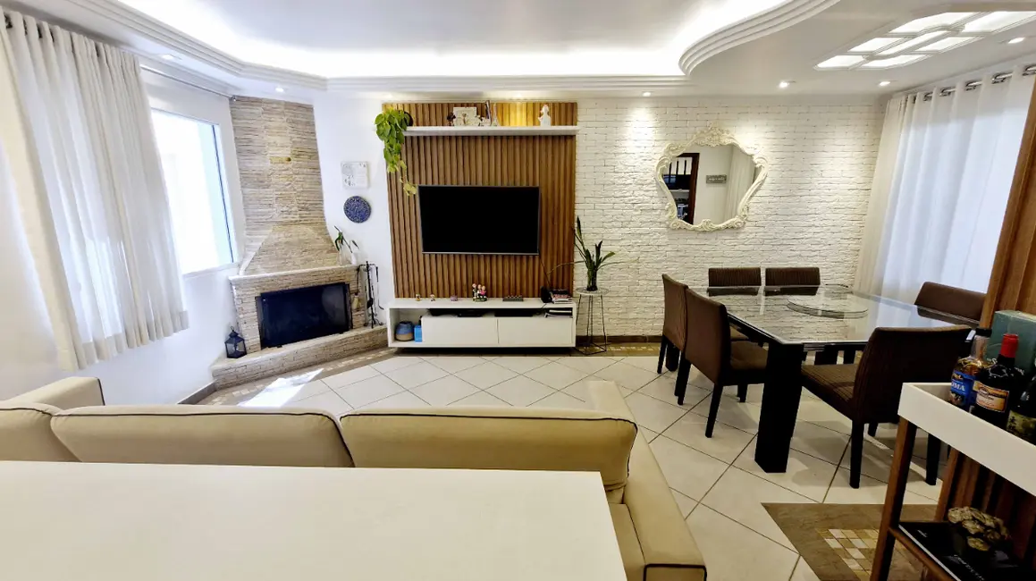 Foto 1 de Casa de Condomínio com 3 quartos à venda, 197m2 em Vila Pedra Branca, São Paulo - SP