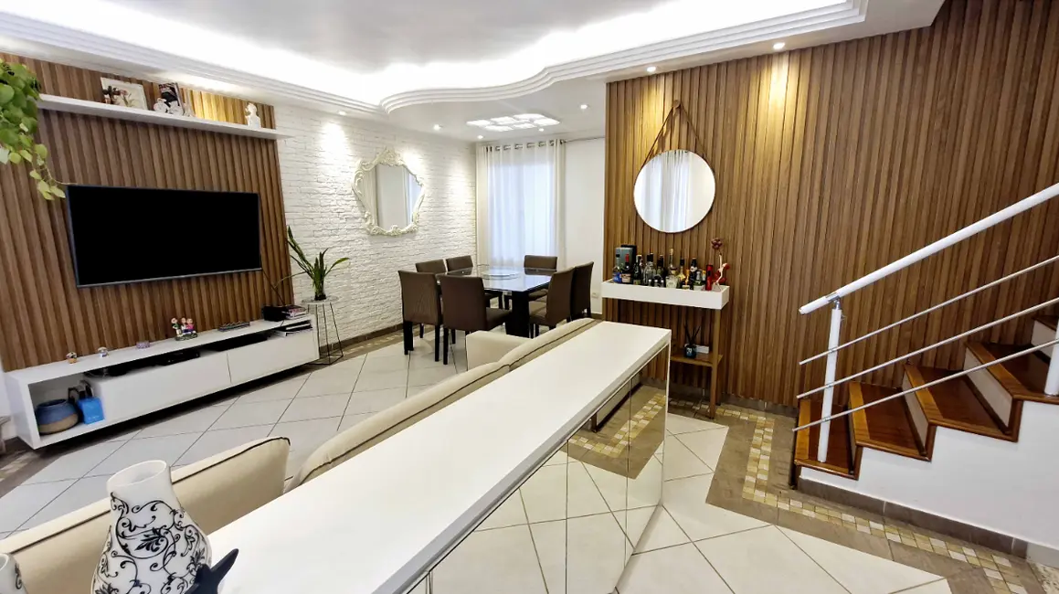 Foto 2 de Casa de Condomínio com 3 quartos à venda, 197m2 em Vila Pedra Branca, São Paulo - SP