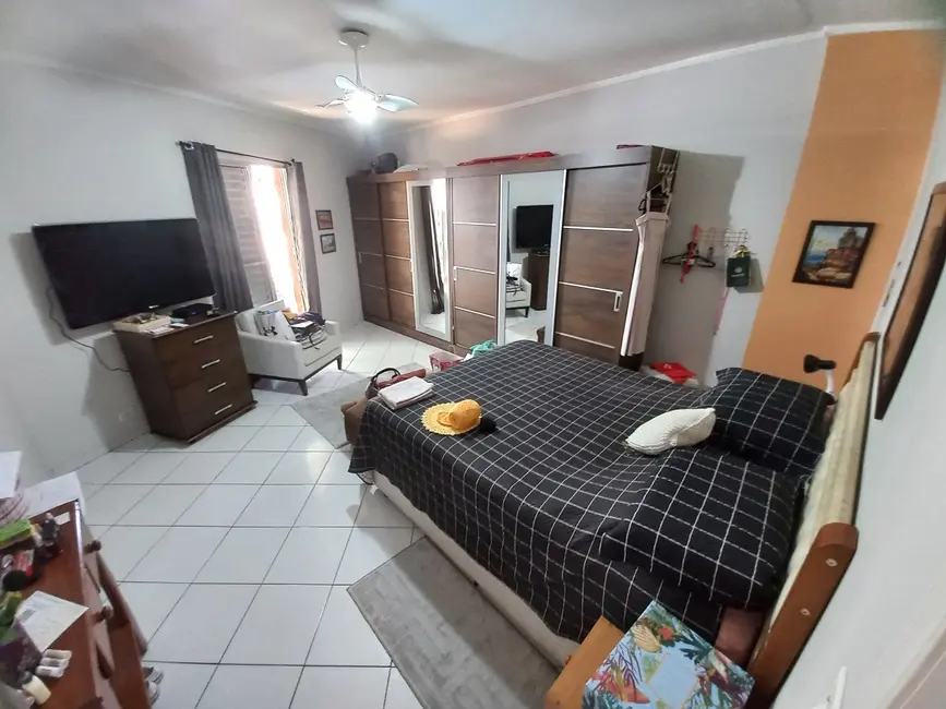 Sobrado com 4 quartos à venda, 250m2 em Santana, São Paulo - SP - imagem 7 Foto 7 de Sobrado com 4 quartos à venda, 250m2 em Santana, São Paulo - SP