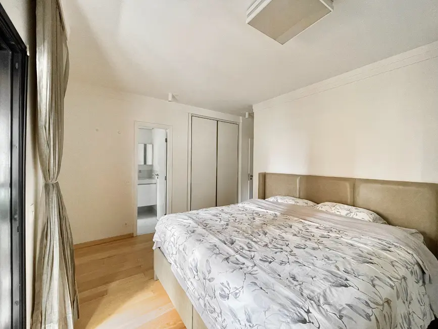 Foto 7 de Apartamento com 3 quartos à venda, 192m2 em Aclimação, São Paulo - SP