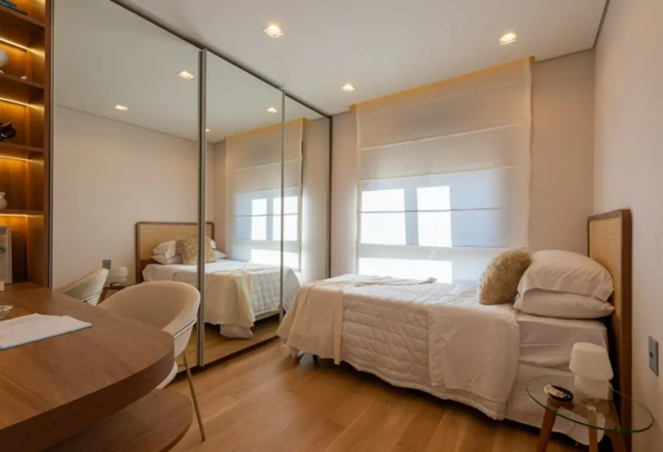 Foto 9 de Apartamento com 4 quartos à venda, 168m2 em São Paulo - SP