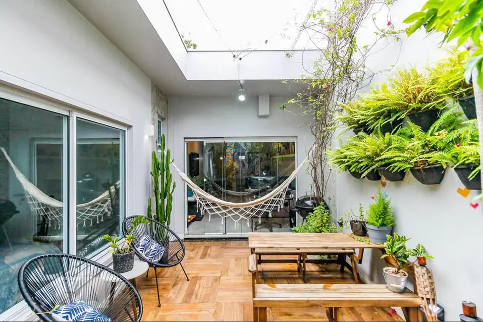 Foto 1 de Casa com 2 quartos à venda, 130m2 em Chácara Santo Antônio (Zona Sul), São Paulo - SP
