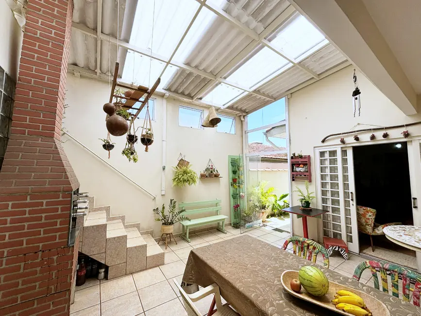 Sobrado com 4 quartos à venda, 124m2 em Jardim das Camélias (Zona Sul), São Paulo - SP - imagem 8 Foto 8 de Sobrado com 4 quartos à venda, 124m2 em Jardim das Camélias (Zona Sul), São Paulo - SP