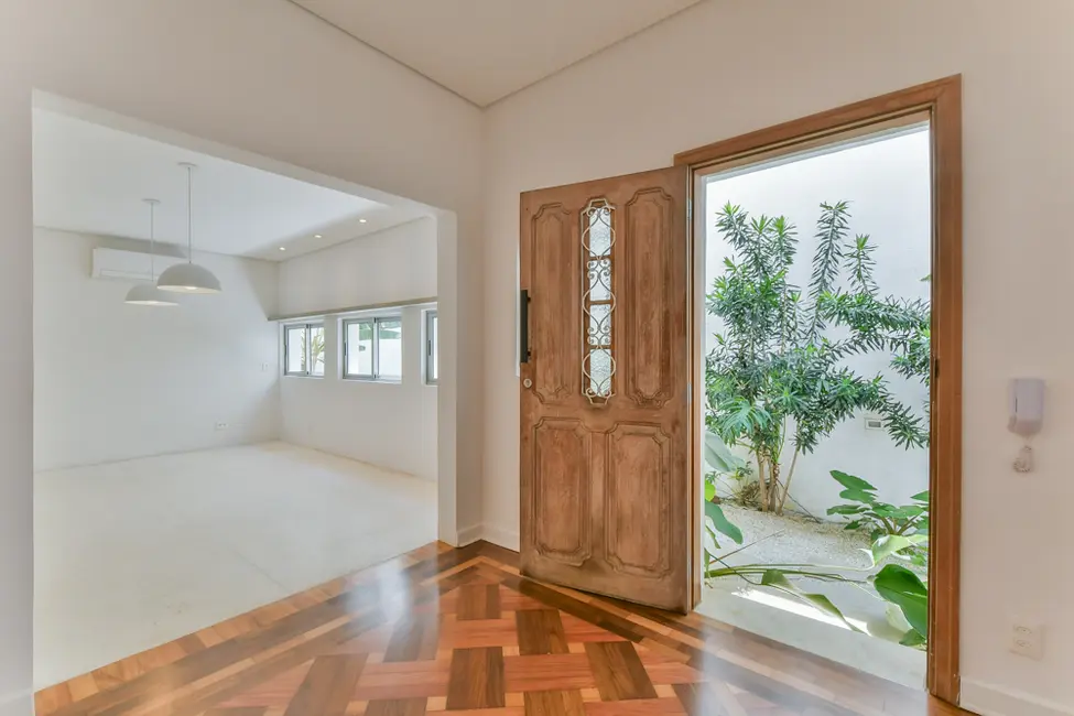 Foto 8 de Sobrado com 4 quartos à venda, 345m2 em Água Branca, São Paulo - SP