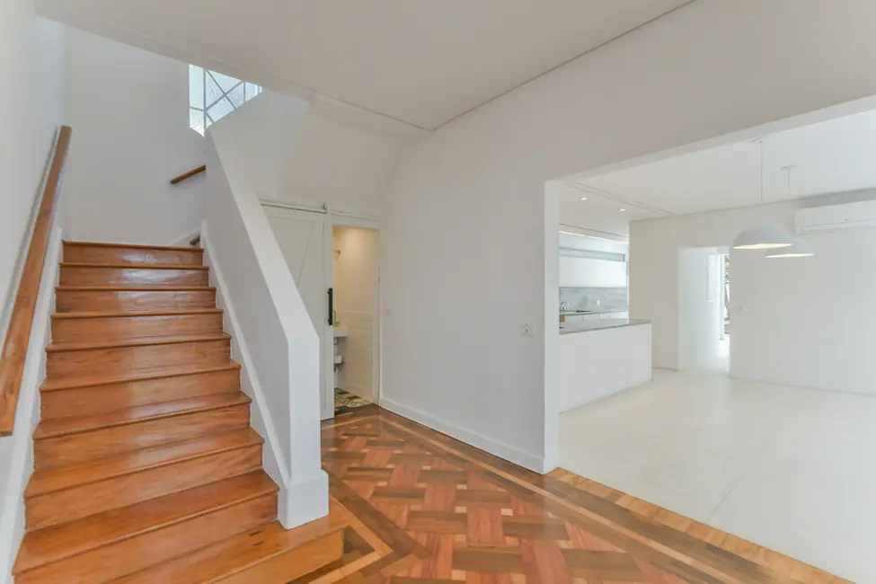 Foto 6 de Sobrado com 4 quartos à venda, 345m2 em Água Branca, São Paulo - SP