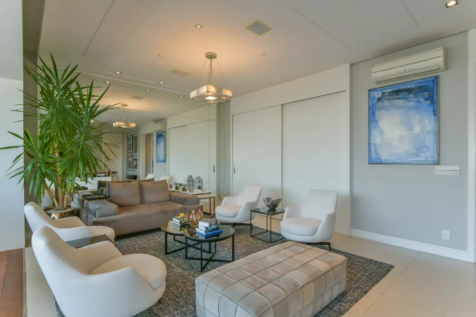 Foto 8 de Apartamento com 2 quartos à venda, 151m2 em Itaim Bibi, São Paulo - SP