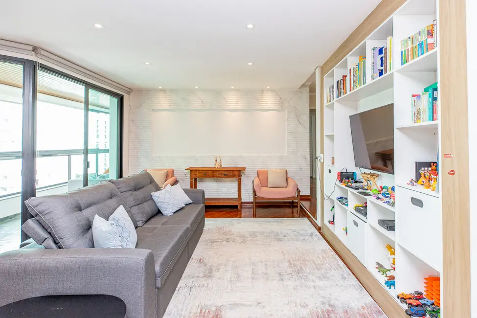 Foto 3 de Apartamento com 4 quartos à venda, 172m2 em Moema, São Paulo - SP