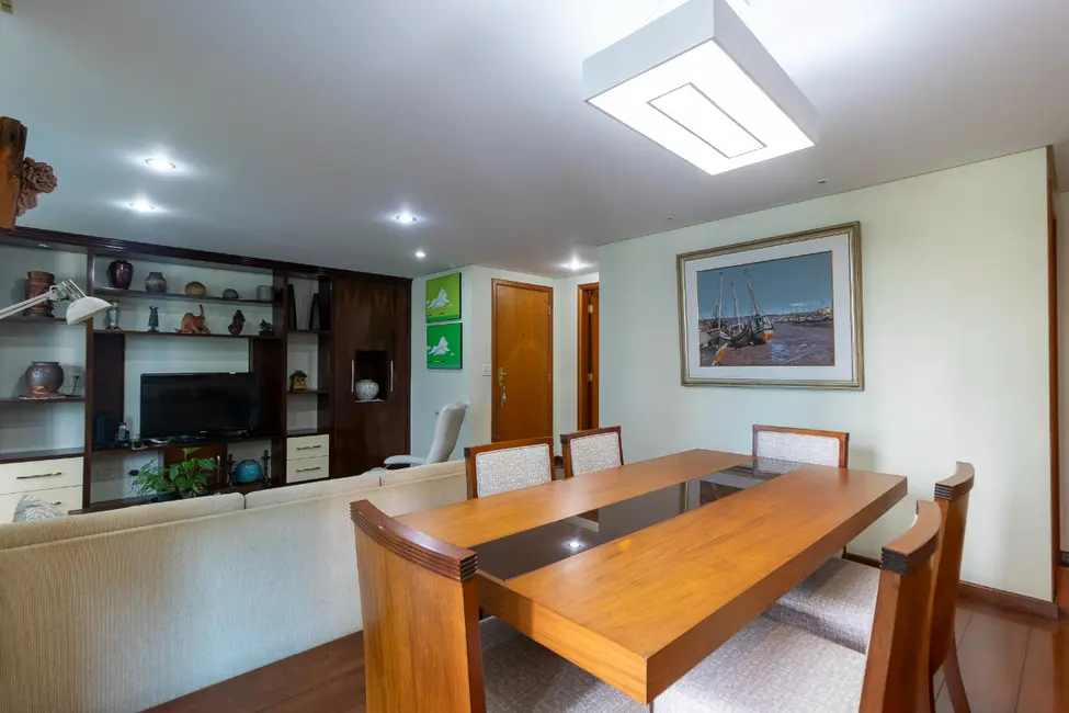 Apartamento com 3 quartos à venda, 149m2 em Vila Mariana, São Paulo - SP - imagem 4 Foto 4 de Apartamento com 3 quartos à venda, 149m2 em Vila Mariana, São Paulo - SP