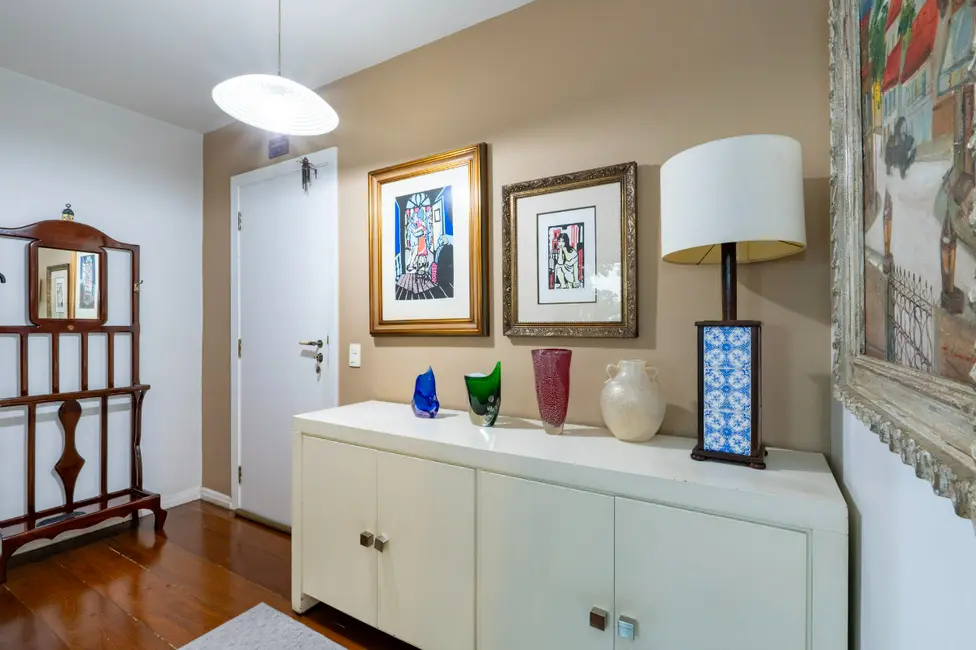 Apartamento com 4 quartos à venda, 180m2 em Vila Andrade, São Paulo - SP - imagem 4 Foto 4 de Apartamento com 4 quartos à venda, 180m2 em Vila Andrade, São Paulo - SP