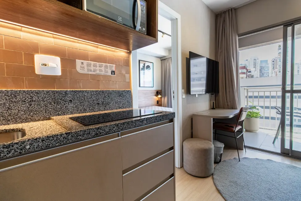 Foto 3 de Apartamento com 1 quarto para alugar, 26m2 em Vila Nova Conceição, São Paulo - SP