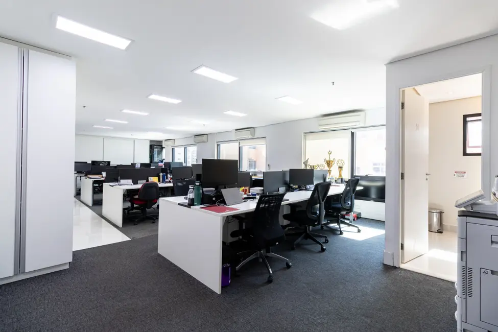 Foto 1 de Sala Comercial à venda, 240m2 em Pinheiros, São Paulo - SP
