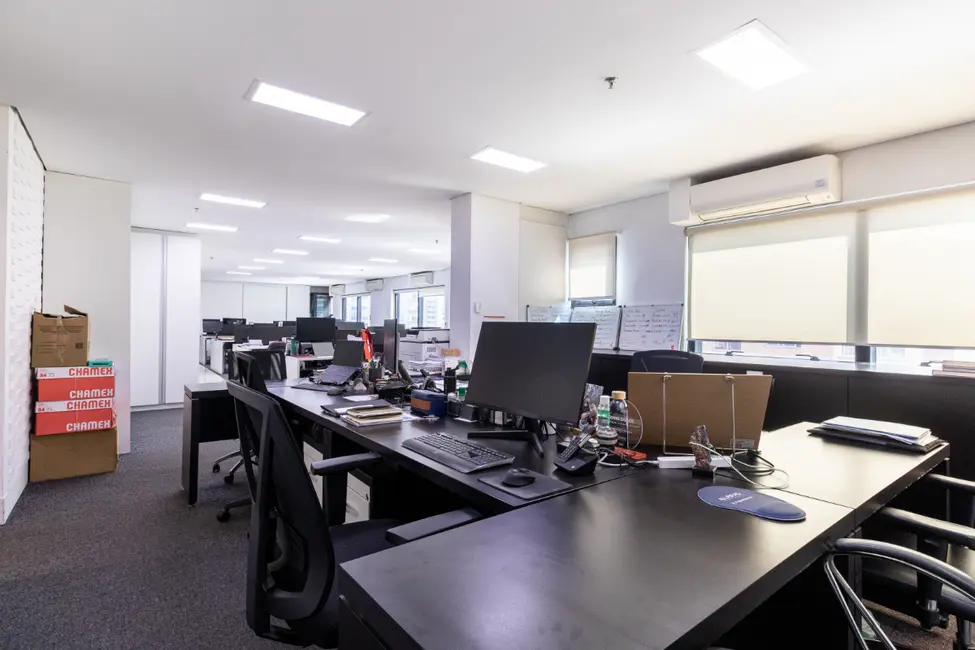 Foto 4 de Sala Comercial à venda, 240m2 em Pinheiros, São Paulo - SP