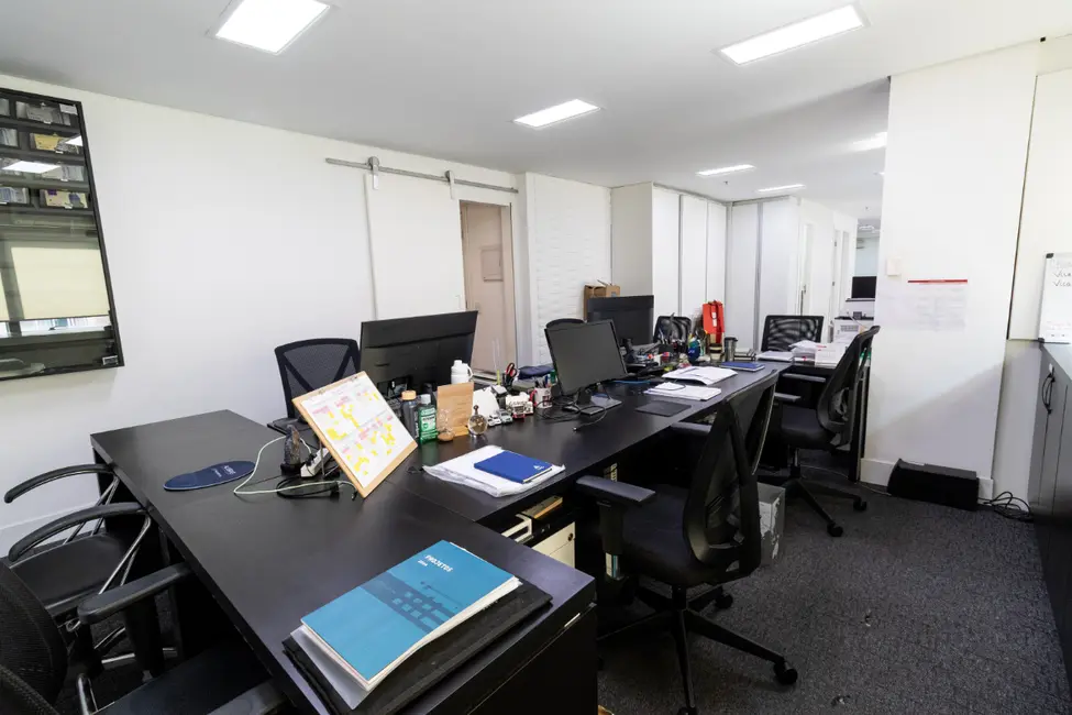 Foto 2 de Sala Comercial à venda, 240m2 em Pinheiros, São Paulo - SP