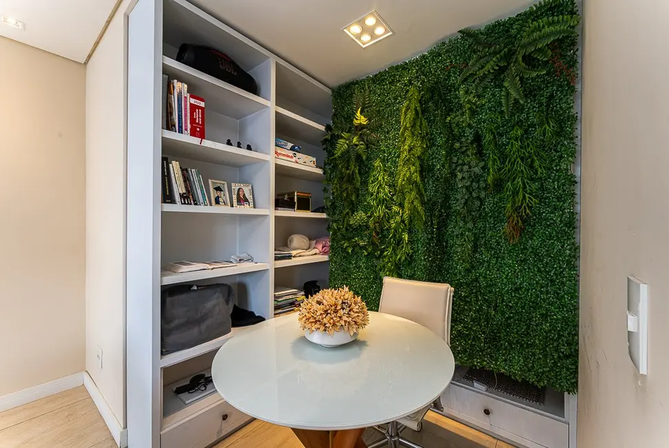 Foto 6 de Apartamento com 3 quartos à venda, 137m2 em Vila Suzana, São Paulo - SP