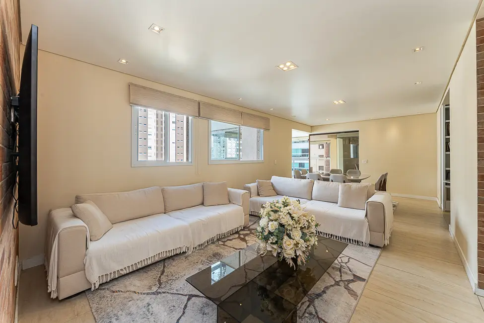 Foto 3 de Apartamento com 3 quartos à venda, 137m2 em Vila Suzana, São Paulo - SP