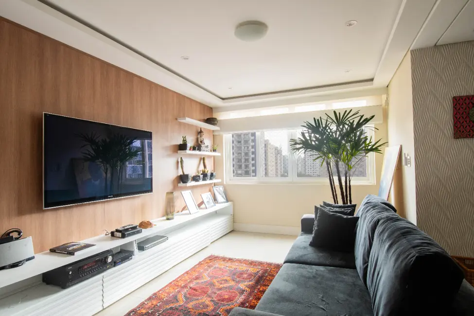 Apartamento com 3 quartos à venda, 109m2 em Vila Olímpia, São Paulo - SP - imagem 1 Foto 1 de Apartamento com 3 quartos à venda, 109m2 em Vila Olímpia, São Paulo - SP