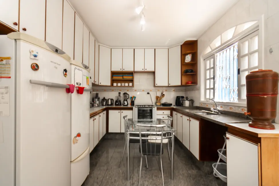 Sobrado com 4 quartos à venda, 402m2 em Vila São Pedro, São Paulo - SP - imagem 9 Foto 9 de Sobrado com 4 quartos à venda, 402m2 em Vila São Pedro, São Paulo - SP