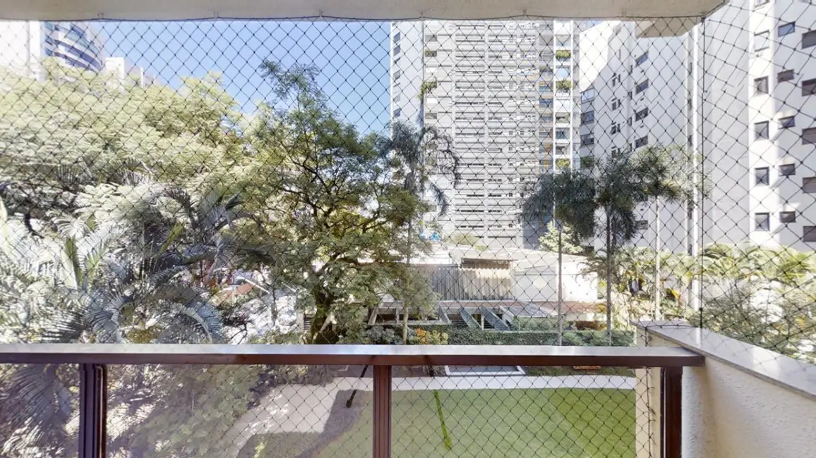 Foto 5 de Apartamento com 3 quartos à venda, 237m2 em Itaim Bibi, São Paulo - SP