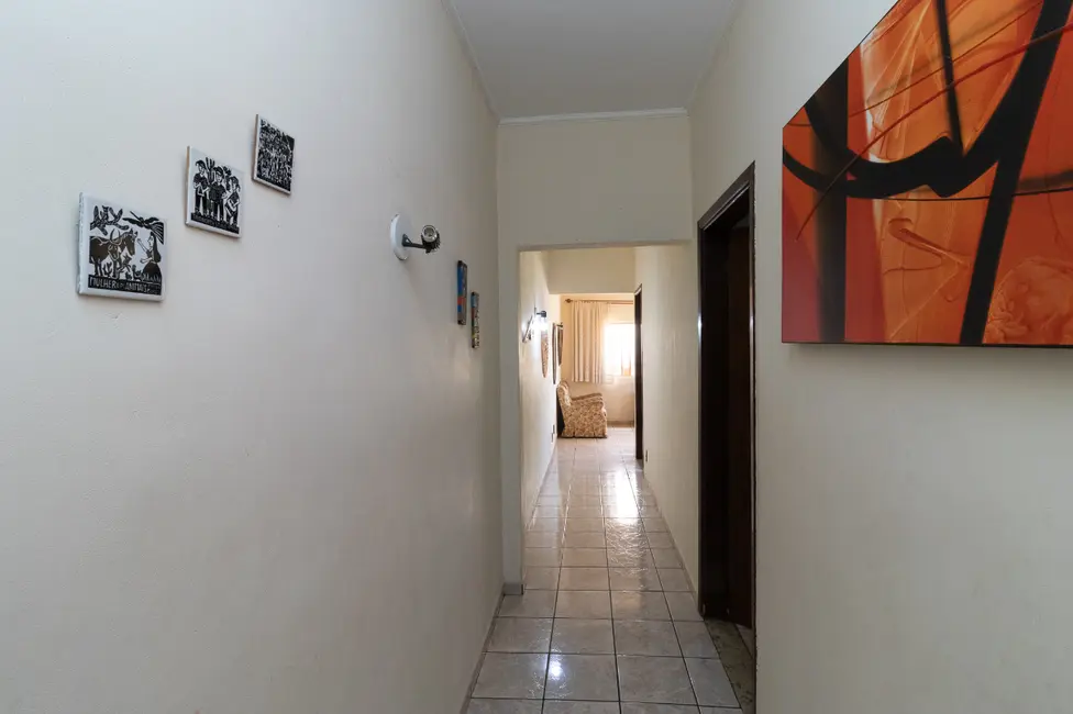 Foto 8 de Casa com 2 quartos à venda, 185m2 em Vila Zat, São Paulo - SP
