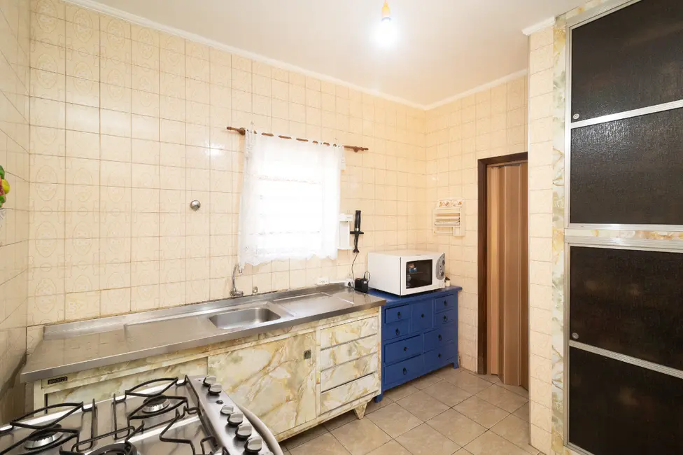 Foto 5 de Casa com 2 quartos à venda, 185m2 em Vila Zat, São Paulo - SP