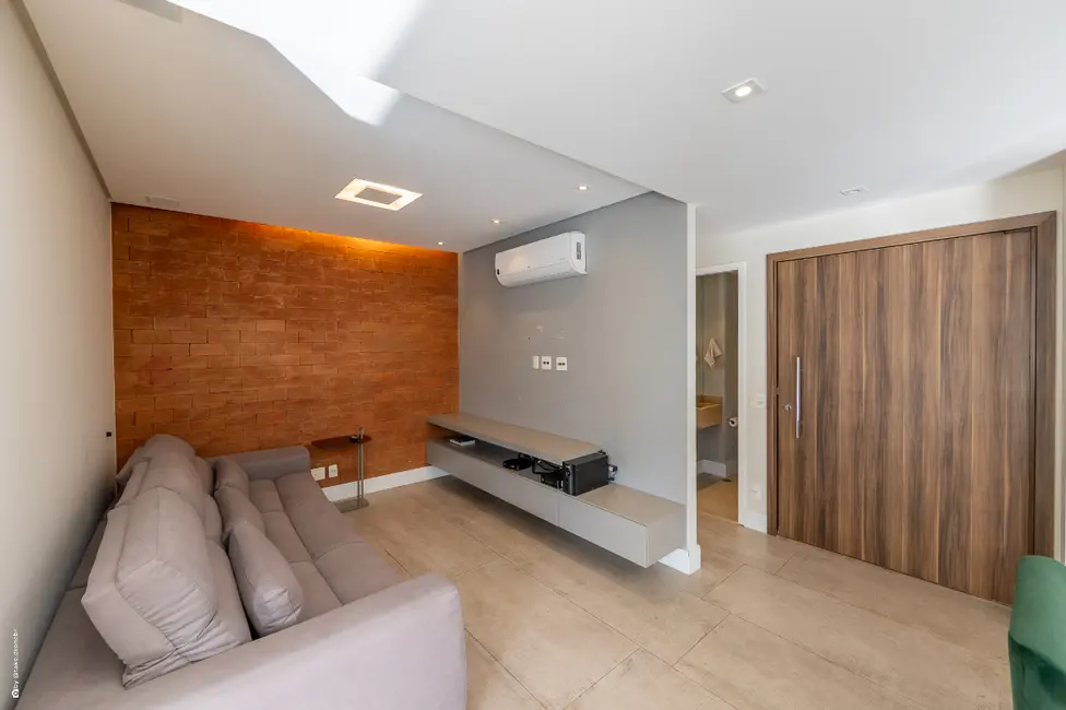 Apartamento com 3 quartos à venda, 172m2 em Aclimação, São Paulo - SP - imagem 8 Foto 8 de Apartamento com 3 quartos à venda, 172m2 em Aclimação, São Paulo - SP