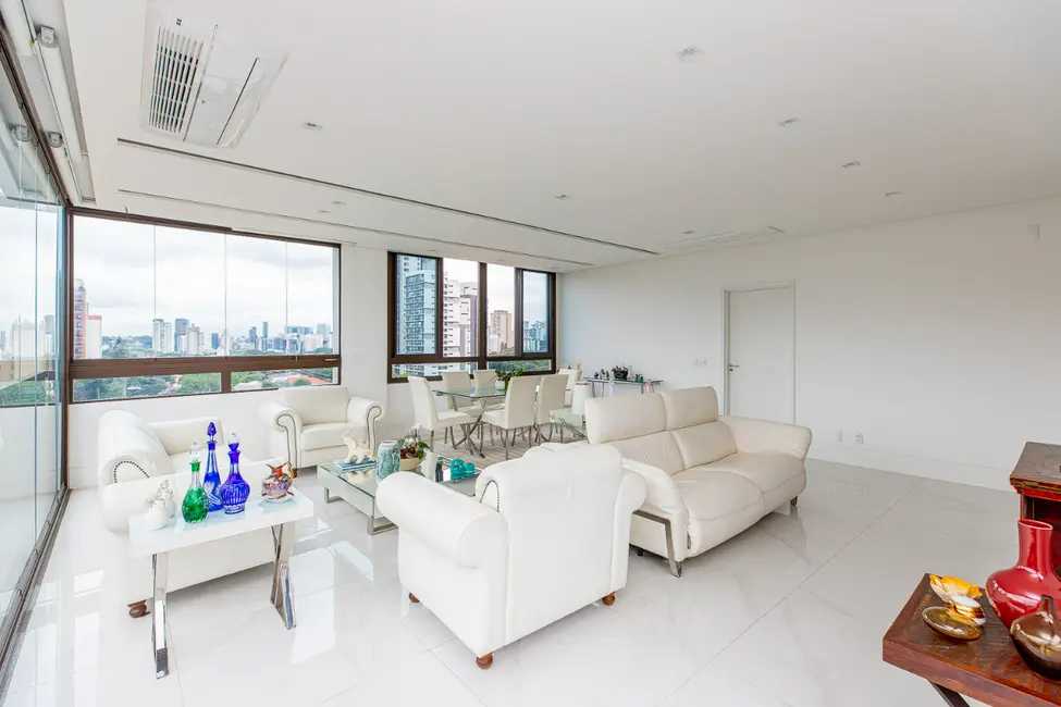 Apartamento com 3 quartos à venda, 153m2 em São Paulo - SP - imagem 8 Foto 8 de Apartamento com 3 quartos à venda, 153m2 em São Paulo - SP