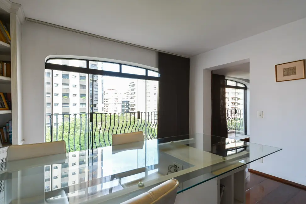 Apartamento com 6 quartos à venda, 468m2 em Jardim Paulista, São Paulo - SP - imagem 9 Foto 9 de Apartamento com 6 quartos à venda, 468m2 em Jardim Paulista, São Paulo - SP