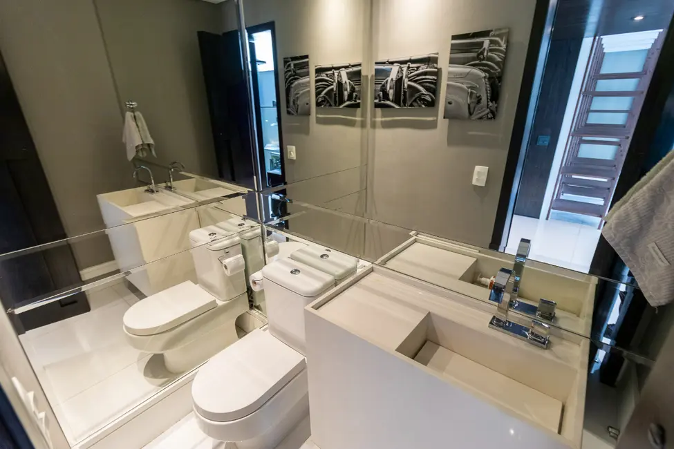 Apartamento com 2 quartos à venda, 171m2 em Moema, São Paulo - SP - imagem 9 Foto 9 de Apartamento com 2 quartos à venda, 171m2 em Moema, São Paulo - SP