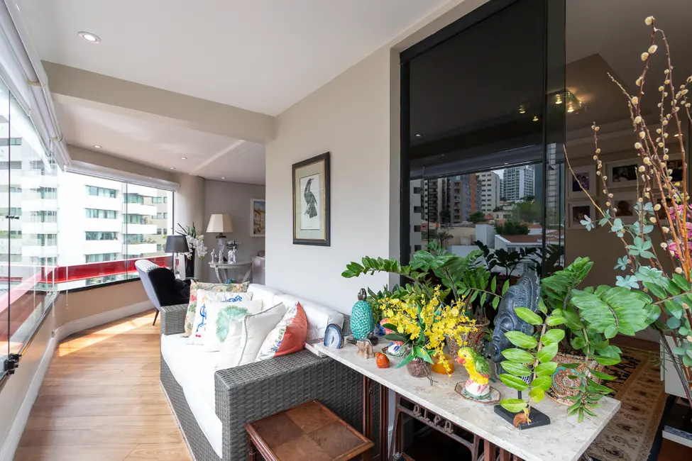 Foto 6 de Apartamento com 3 quartos à venda, 190m2 em Aclimação, São Paulo - SP