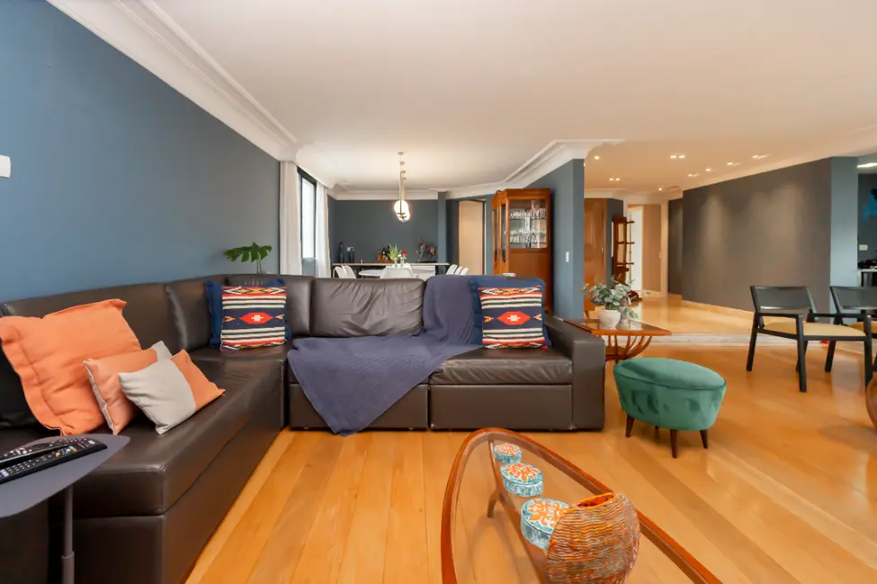 Apartamento com 3 quartos à venda, 235m2 em Moema, São Paulo - SP - imagem 7 Foto 7 de Apartamento com 3 quartos à venda, 235m2 em Moema, São Paulo - SP