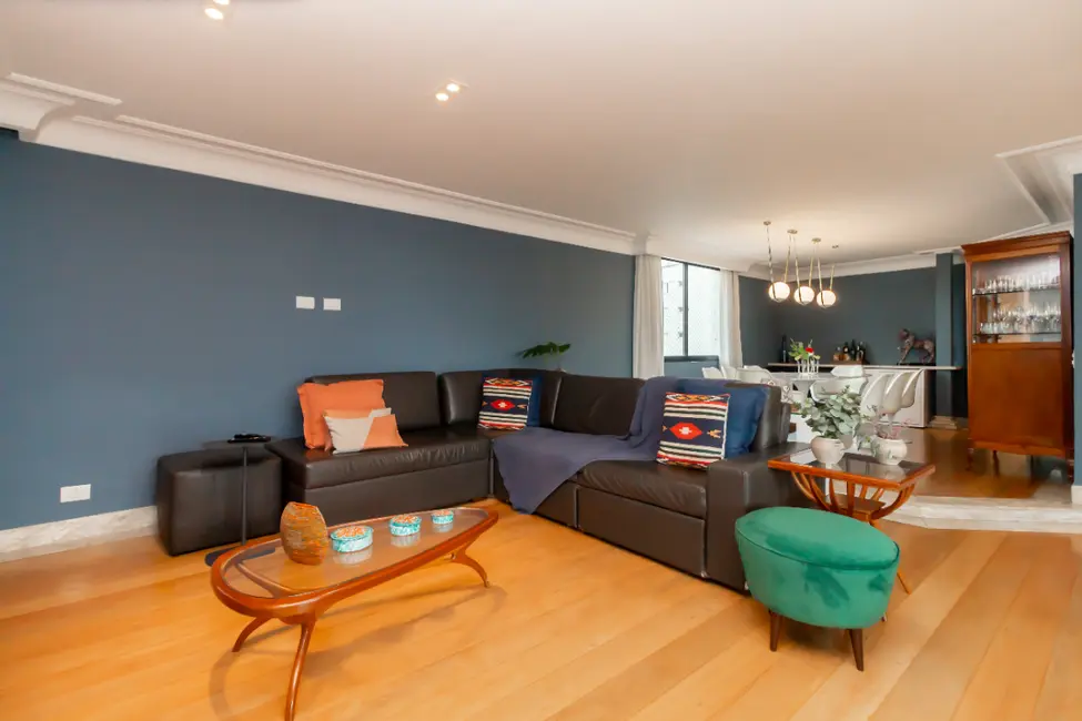 Apartamento com 3 quartos à venda, 235m2 em Moema, São Paulo - SP - imagem 5 Foto 5 de Apartamento com 3 quartos à venda, 235m2 em Moema, São Paulo - SP