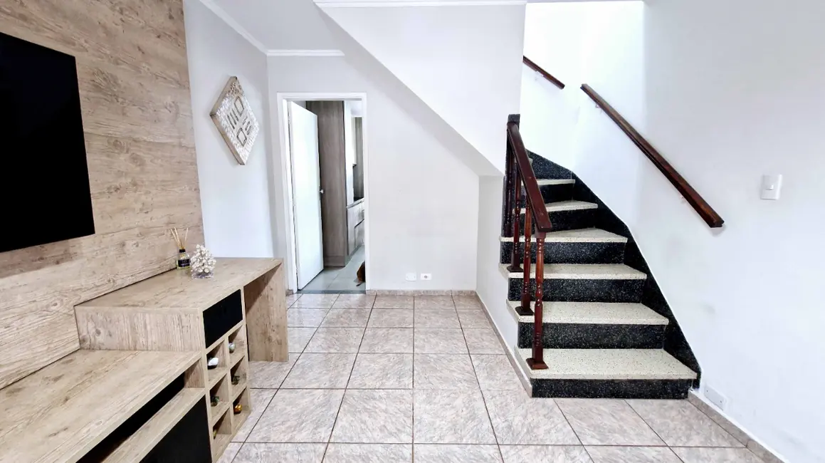 Sobrado com 3 quartos à venda, 132m2 em Vila Mazzei, São Paulo - SP - imagem 5 Foto 5 de Sobrado com 3 quartos à venda, 132m2 em Vila Mazzei, São Paulo - SP