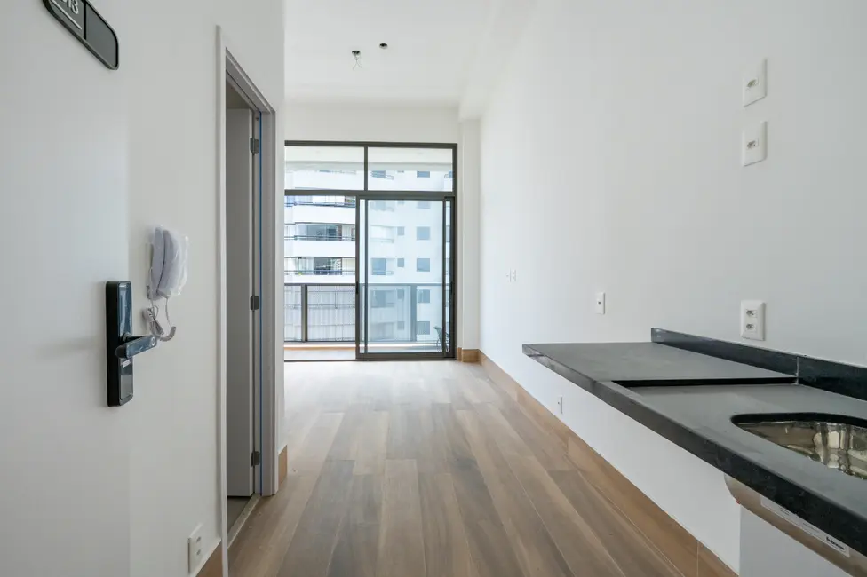 Apartamento com 1 quarto à venda, 28m2 em Moema, São Paulo - SP - imagem 1 Foto 1 de Apartamento com 1 quarto à venda, 28m2 em Moema, São Paulo - SP
