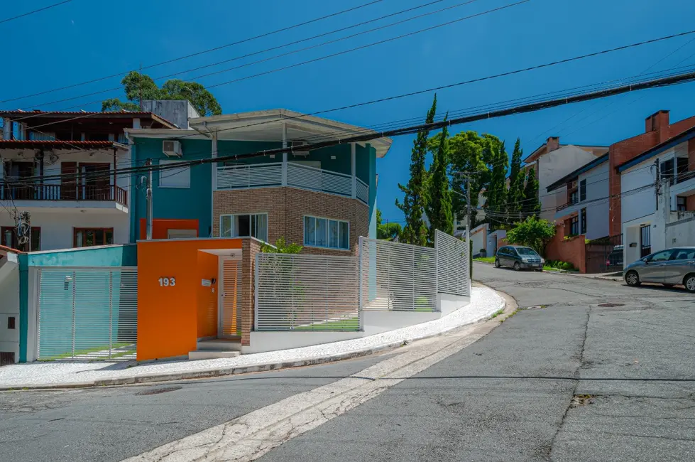 Foto 5 de Casa de Condomínio com 5 quartos à venda, 370m2 em Vila Irmãos Arnoni, São Paulo - SP