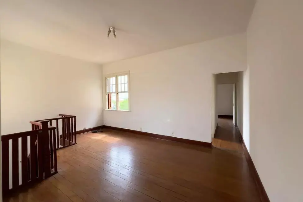 Casa com 4 quartos à venda, 250m2 em Cambuci, São Paulo - SP - imagem 4 Foto 4 de Casa com 4 quartos à venda, 250m2 em Cambuci, São Paulo - SP