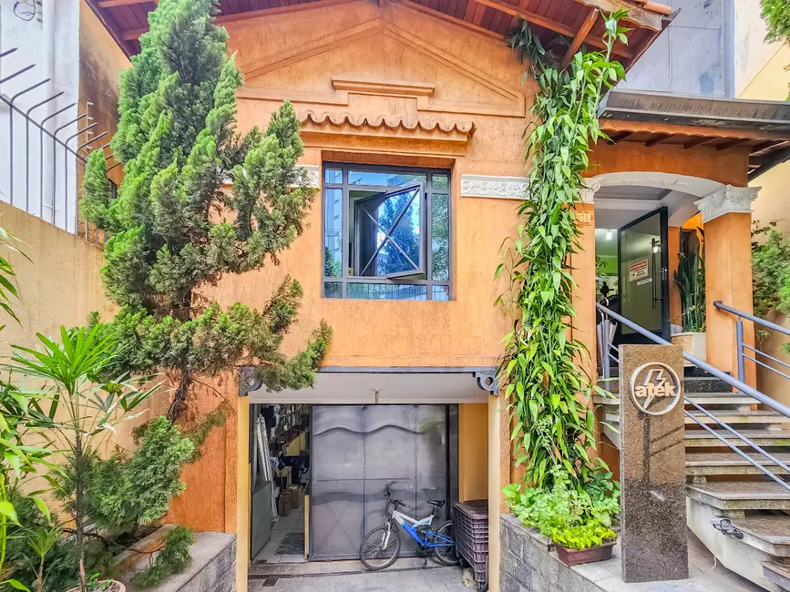 Foto 1 de Casa à venda, 700m2 em Liberdade, São Paulo - SP