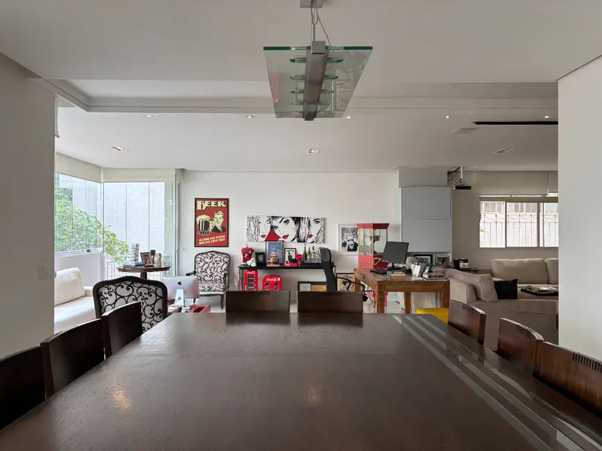 Apartamento com 4 quartos à venda, 233m2 em Santa Cecília, São Paulo - SP - imagem 3 Foto 3 de Apartamento com 4 quartos à venda, 233m2 em Santa Cecília, São Paulo - SP