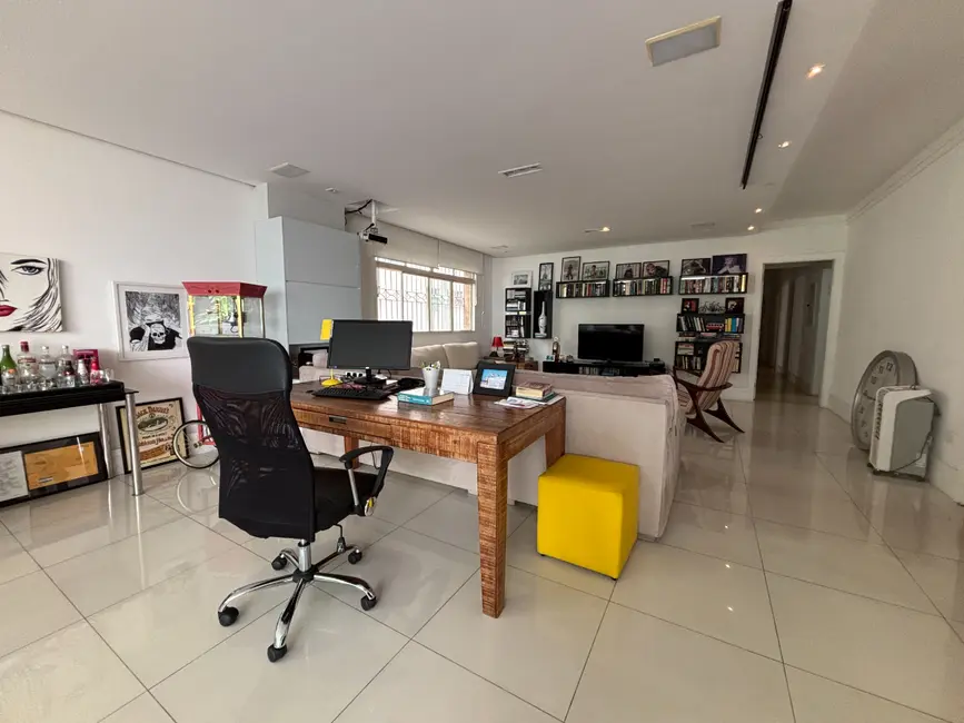 Apartamento com 4 quartos à venda, 233m2 em Santa Cecília, São Paulo - SP - imagem 4 Foto 4 de Apartamento com 4 quartos à venda, 233m2 em Santa Cecília, São Paulo - SP