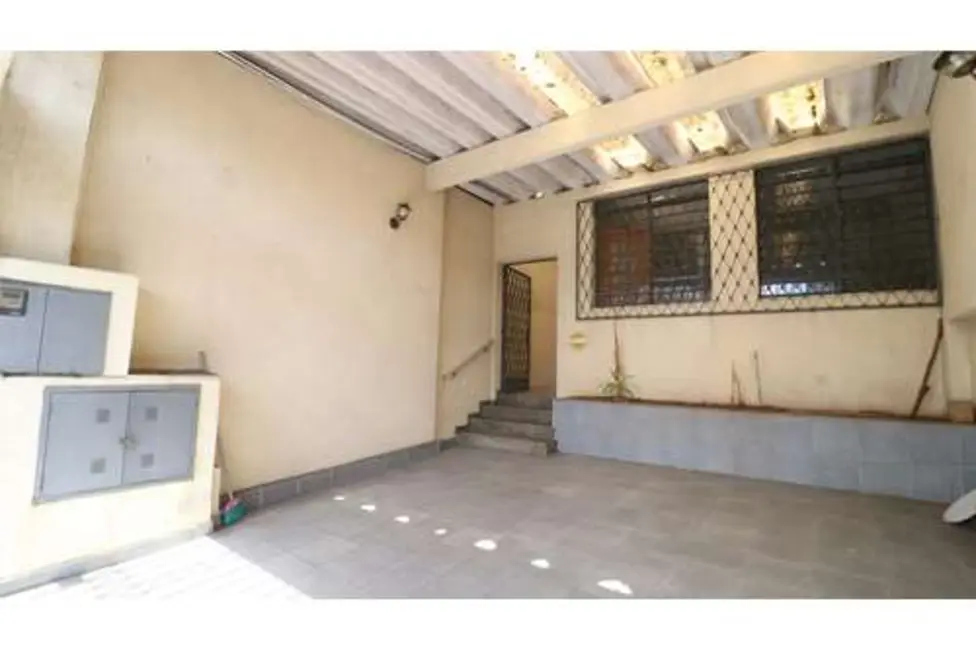 Foto 2 de Sobrado com 4 quartos à venda, 232m2 em Jardim Carlu, São Paulo - SP