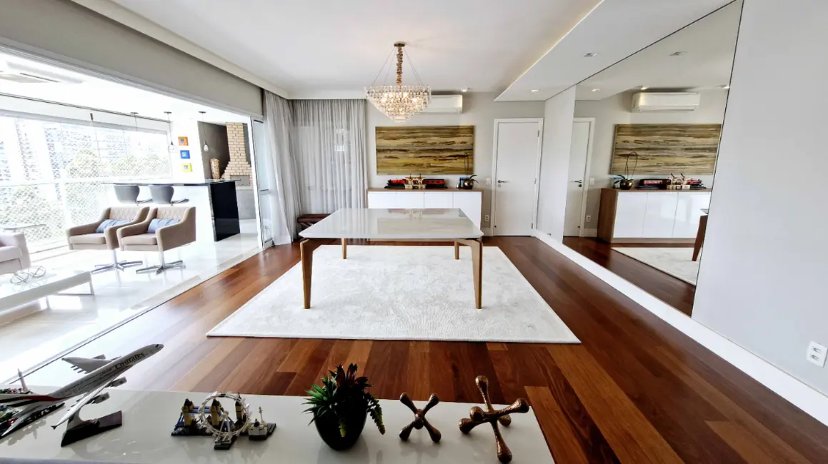 Apartamento com 4 quartos à venda, 258m2 em São Paulo - SP - imagem 2 Foto 2 de Apartamento com 4 quartos à venda, 258m2 em São Paulo - SP
