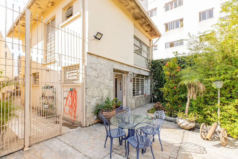 Sobrado com 3 quartos à venda, 232m2 em Jardim das Bandeiras, São Paulo - SP - imagem 2 Foto 2 de Sobrado com 3 quartos à venda, 232m2 em Jardim das Bandeiras, São Paulo - SP