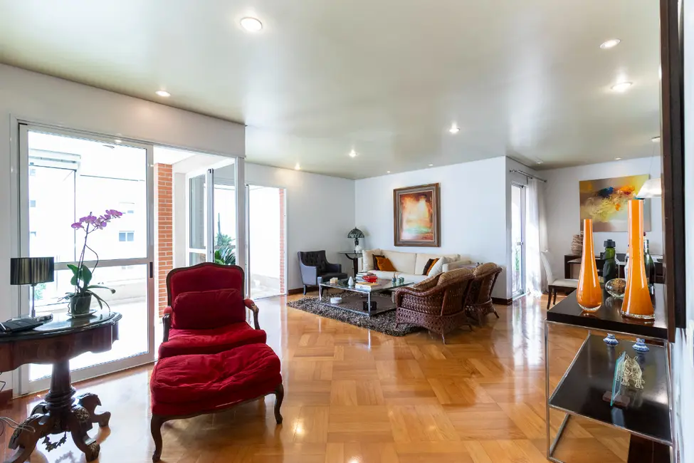 Foto 1 de Apartamento com 3 quartos à venda, 195m2 em Moema, São Paulo - SP