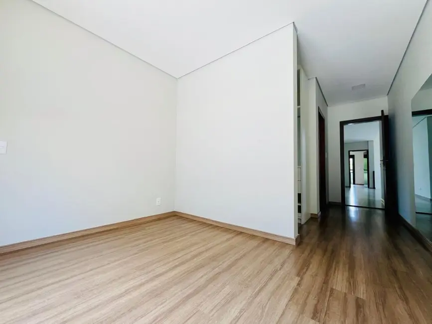 Foto 6 de Casa de Condomínio com 3 quartos à venda, 220m2 em Colinas de Parnaíba I, Santana De Parnaiba - SP